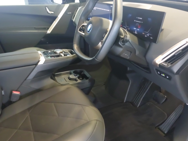 BMW iX 240Kw Xdrive40 M Sport 76.6Kwh Black #6