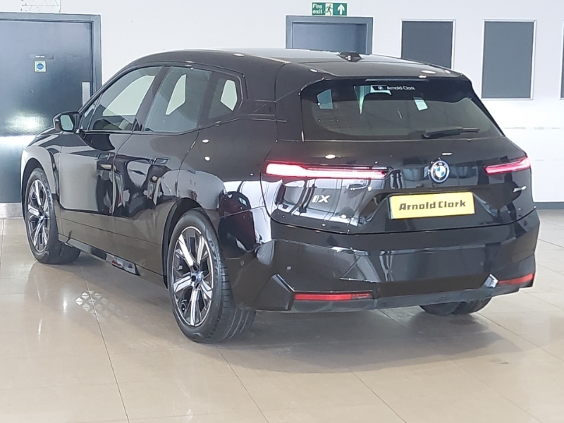 BMW iX 240Kw Xdrive40 M Sport 76.6Kwh Black #2