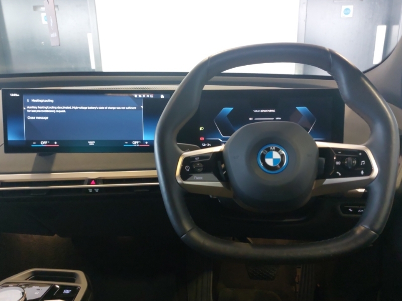 BMW iX 240Kw Xdrive40 M Sport 76.6Kwh Black #5
