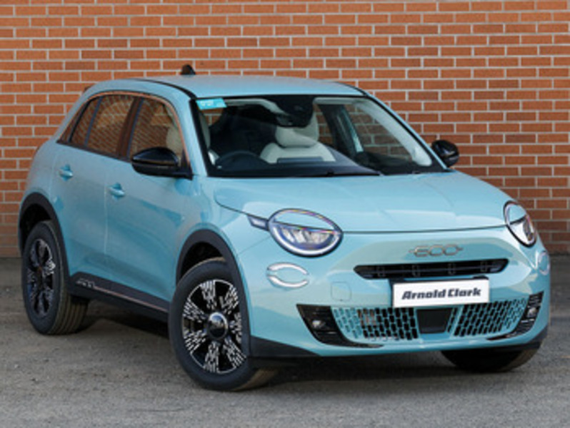 Fiat 600 1.2 Hybrid 48V 136 Edct-6 Blue