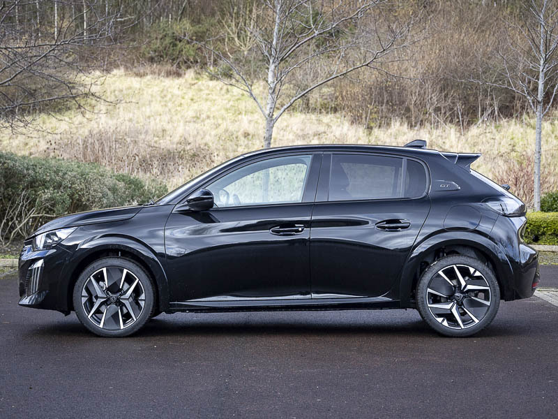 Peugeot 208 1.2 Hybrid 110 Gt E-dsc6 SC75YXA Black #4