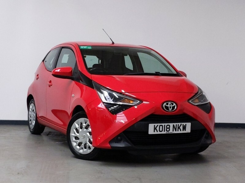 Toyota Aygo 1.0 Vvt-i X-play Red