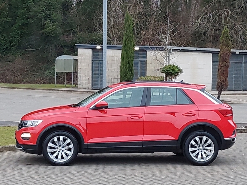 Volkswagen T-Roc 1.5 Tsi Evo Se SX19FTJ Red #4