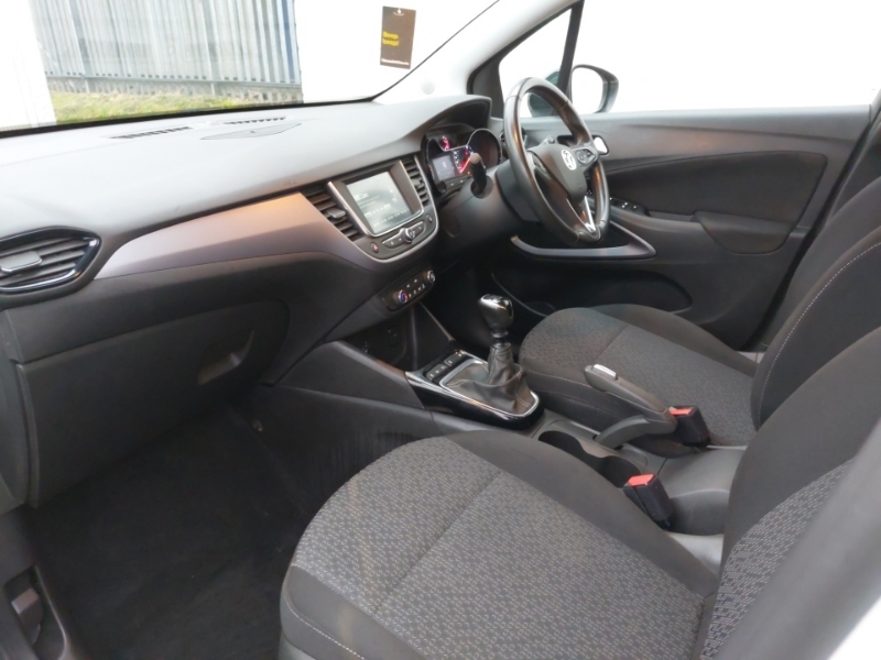Vauxhall Crossland 1.2 Turbo Design SB23RJX White #5