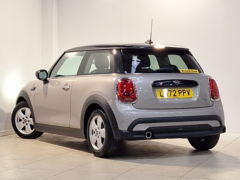 Mini Hatch 1.5 Cooper Classic Premium LA72PPV Grey #2
