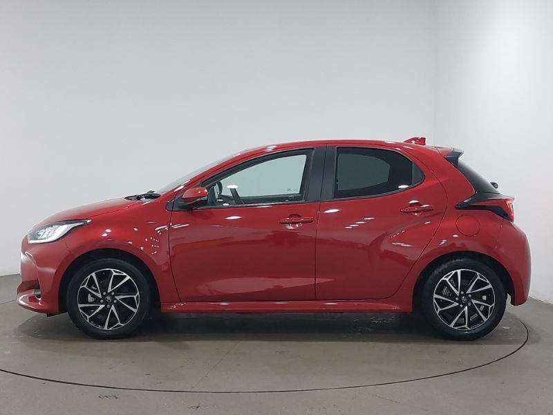 Toyota Yaris 1.5 Hybrid Design Cvt FV73LHW Red #4