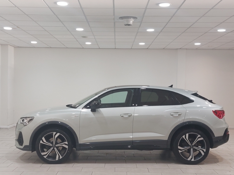 Audi Q3 35 Tfsi Edition 1 FM69YCZ Silver #4