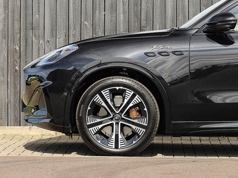 Maserati Grecale 410Kw Folgore 105Kwh Black #6