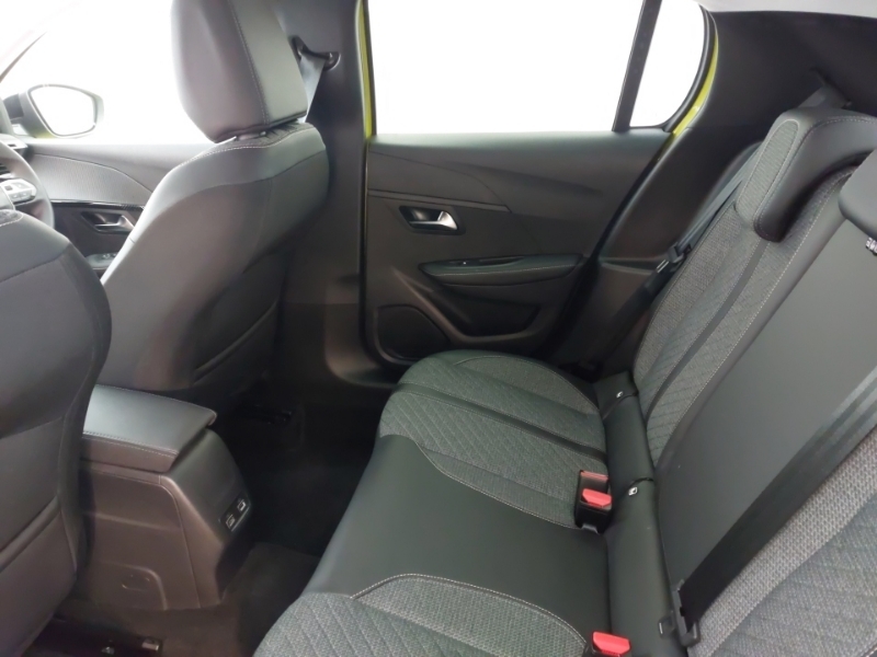 Peugeot 208 1.2 Puretech 100 Allure SE24FRZ Yellow #6