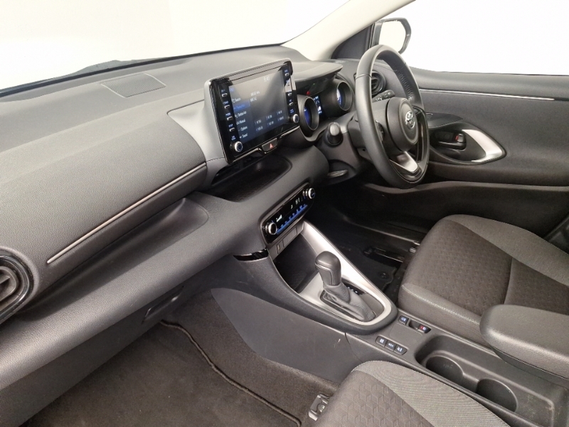 Toyota Yaris 1.5 Hybrid Design Cvt YB72KBP Black #5