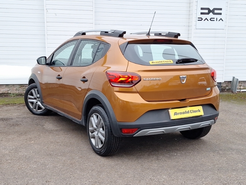 Dacia Sandero Stepway 1.0 Tce Bi-fuel Essential PO72VKE Orange #2