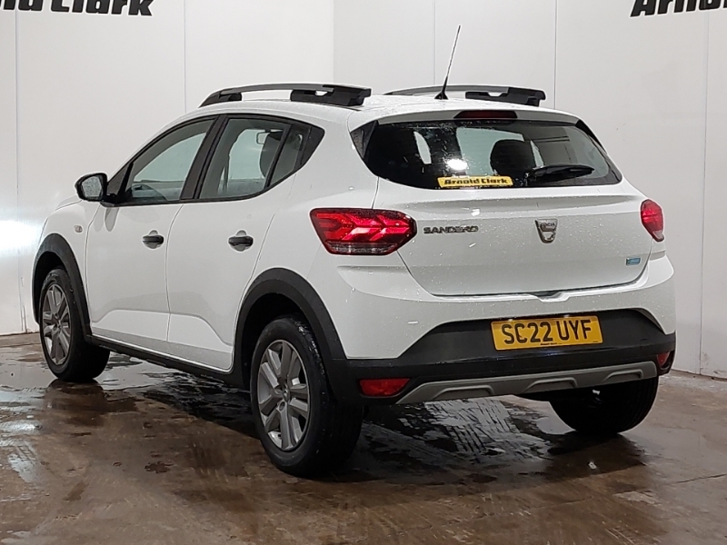 Dacia Sandero Stepway 1.0 Tce Bi-fuel Essential SC22UYF White #2