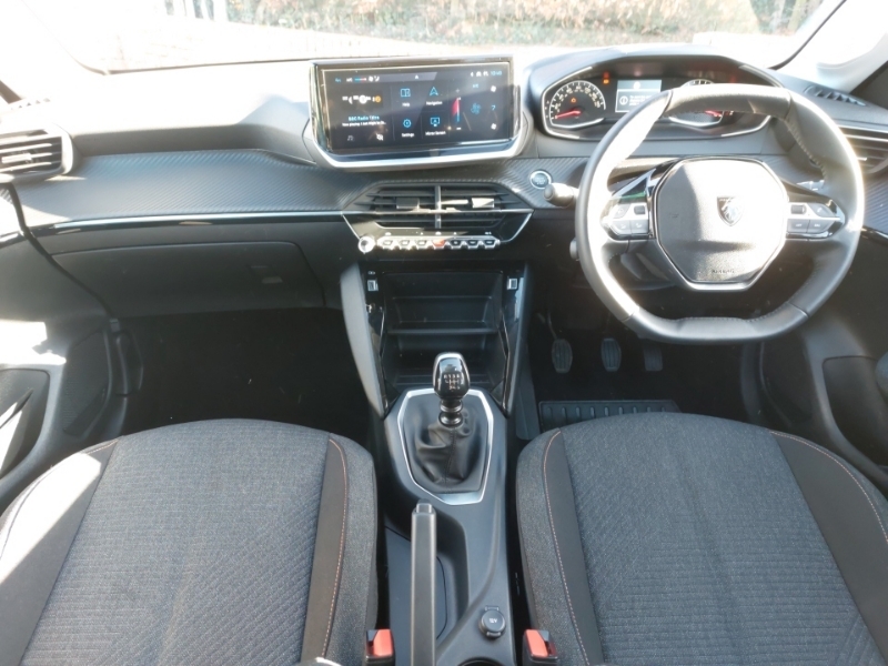 Peugeot 208 1.2 Puretech 100 Style SB25VZX White #3