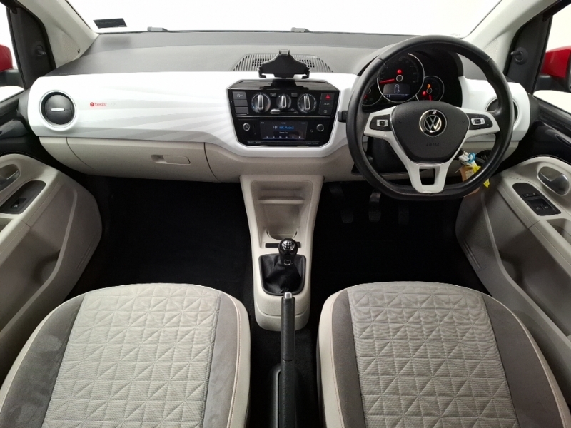 Volkswagen Up 1.0 65Ps Beats SJ71UPL Black #3