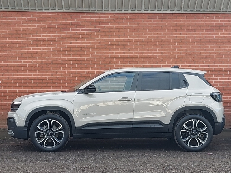 Jeep Avenger 115Kw Summit 54Kwh Beige #4