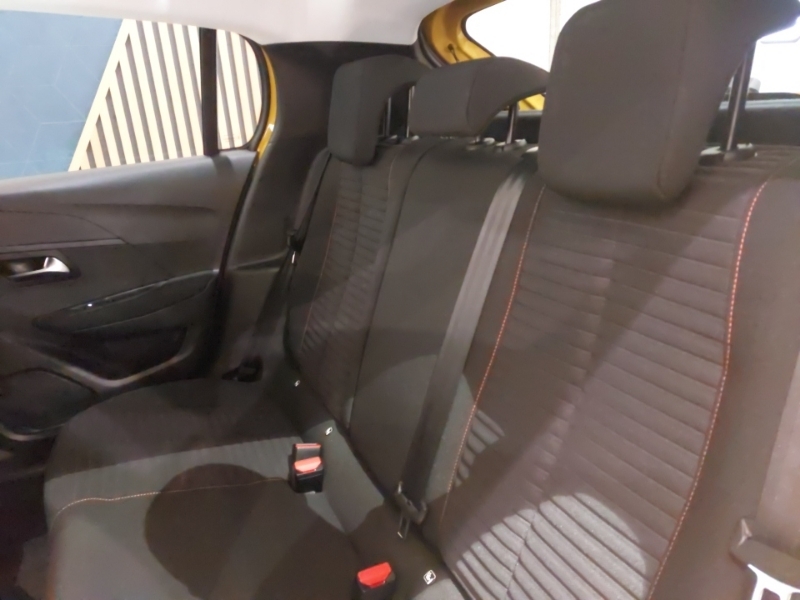 Peugeot 208 1.2 Puretech 100 Active Premium SD73OVL Yellow #6