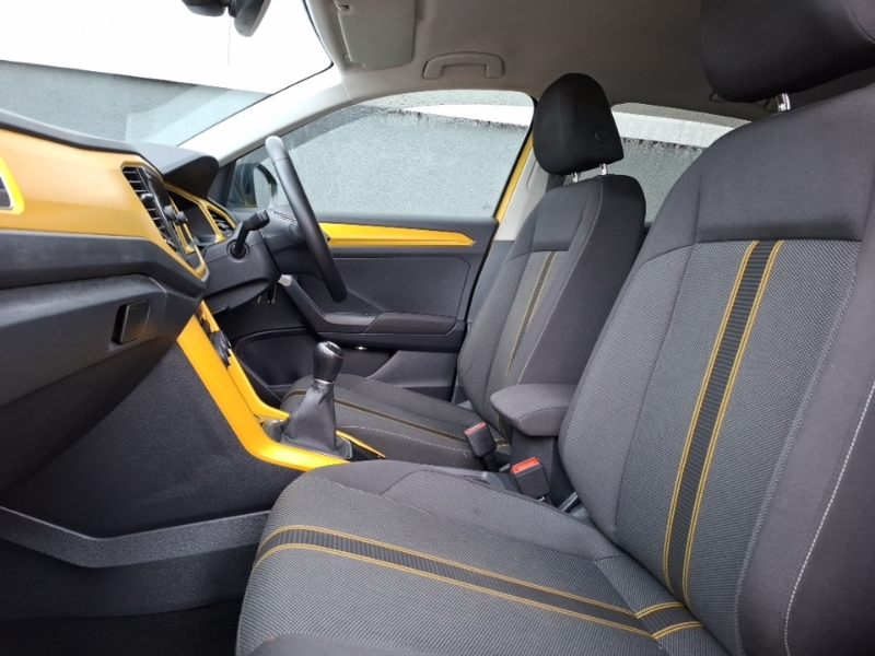 Volkswagen T-Roc 1.5 Tsi Evo Design SG18WPF Yellow #5