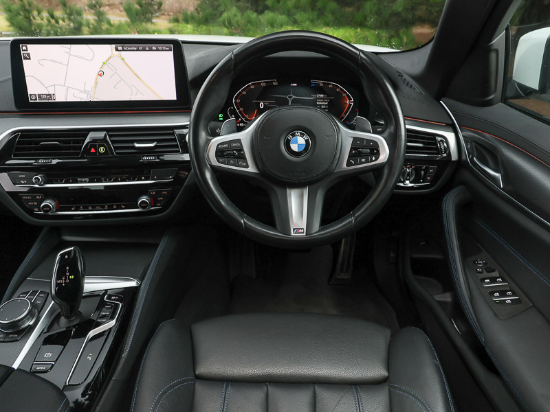 BMW 5 Series 520D Mht M Sport Step GX72CSV White #5