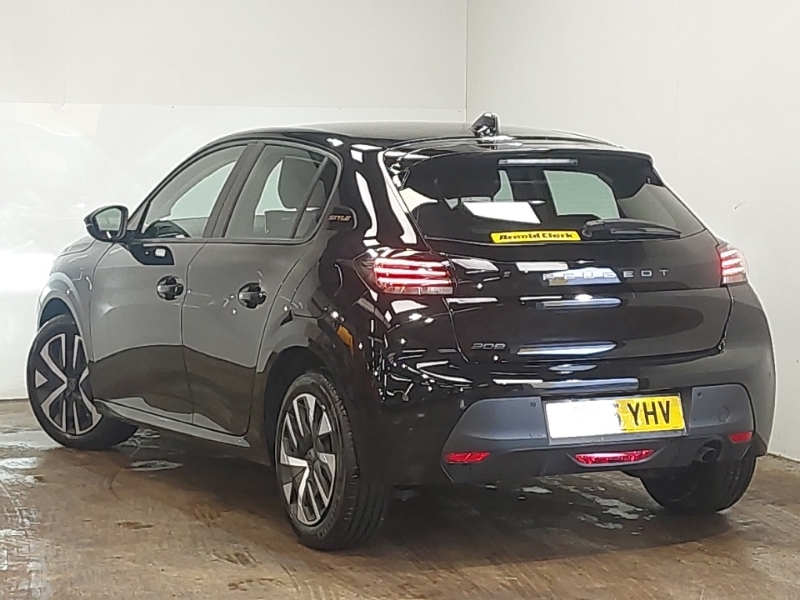 Peugeot 208 1.2 Puretech 100 Style WK75YHV Black #2