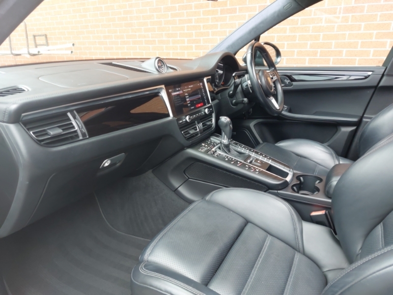 Porsche Macan Turbo Pdk GL20FUA Grey #5