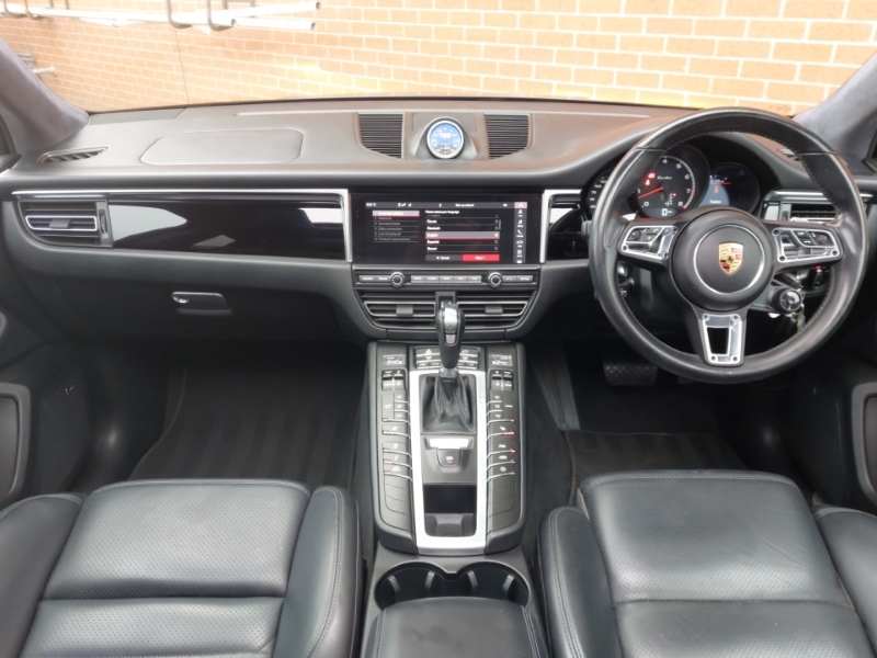 Porsche Macan Turbo Pdk GL20FUA Grey #3