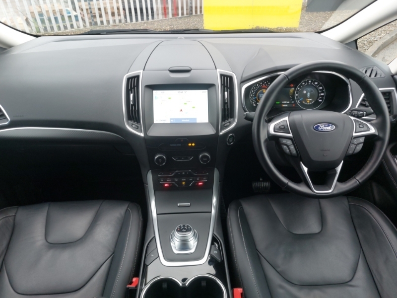 Ford S-Max 2.5 Fhev 190 Titanium Lux Pack Cvt Black #3