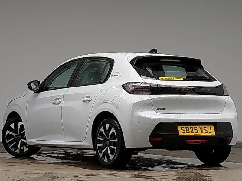 Peugeot 208 Hatchback Special Edi 1.2 Puretech 100 Style SB25VSJ White #2