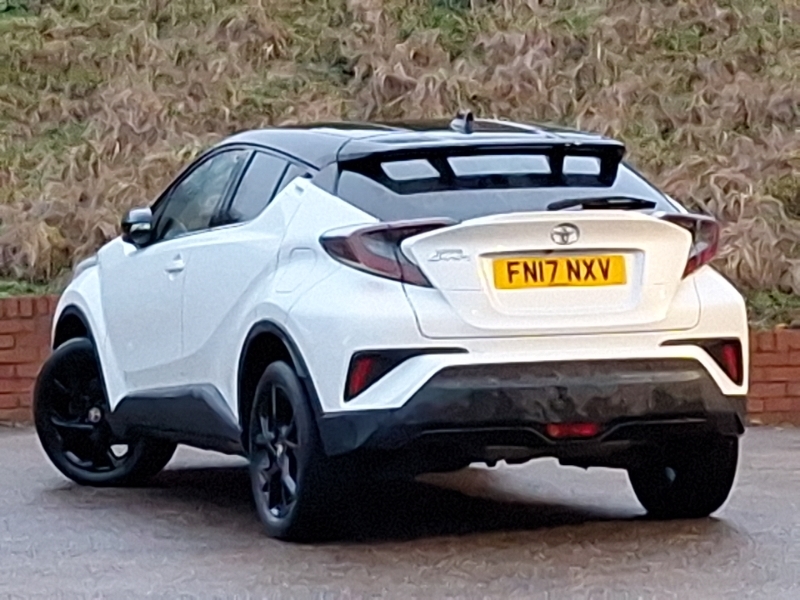 Toyota C-Hr 1.2T Dynamic FN17NXV White #2