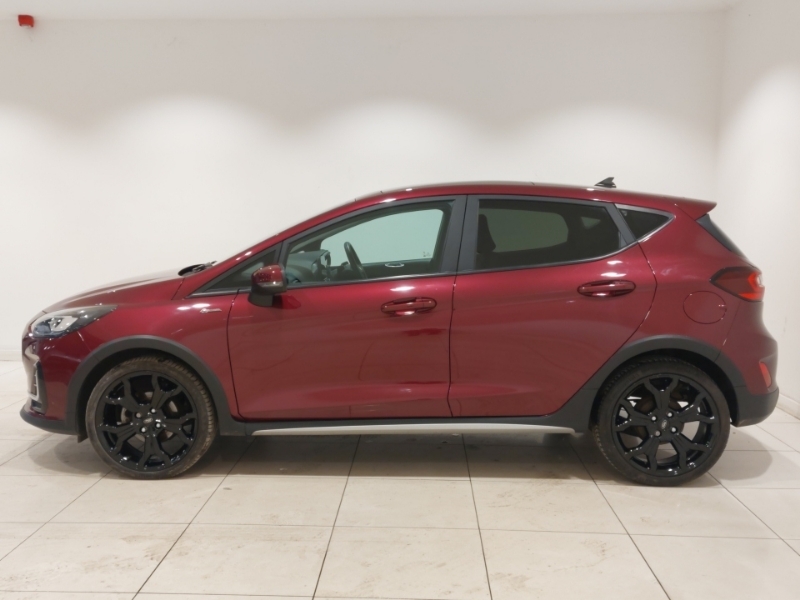 Ford Fiesta 1.0 Ecoboost Hybrid Mhev 125 Active Vignale EK72PWO Red #4