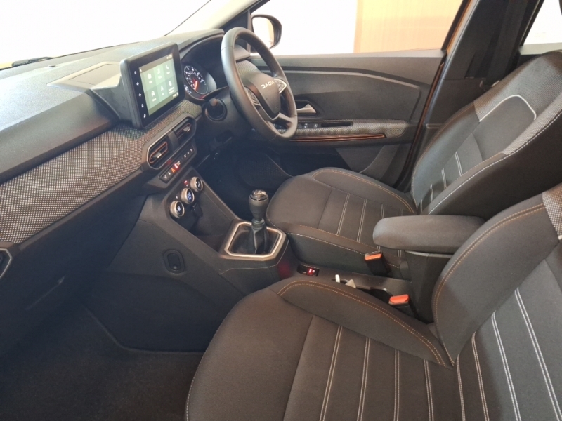 Dacia Sandero Stepway 1.0 Tce Journey DE23YZL Orange #5