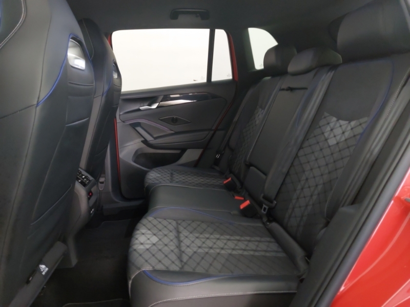 Volkswagen Tiguan 1.5 Tsi Ehybrid R-line Dsg CV25VTD Red #6