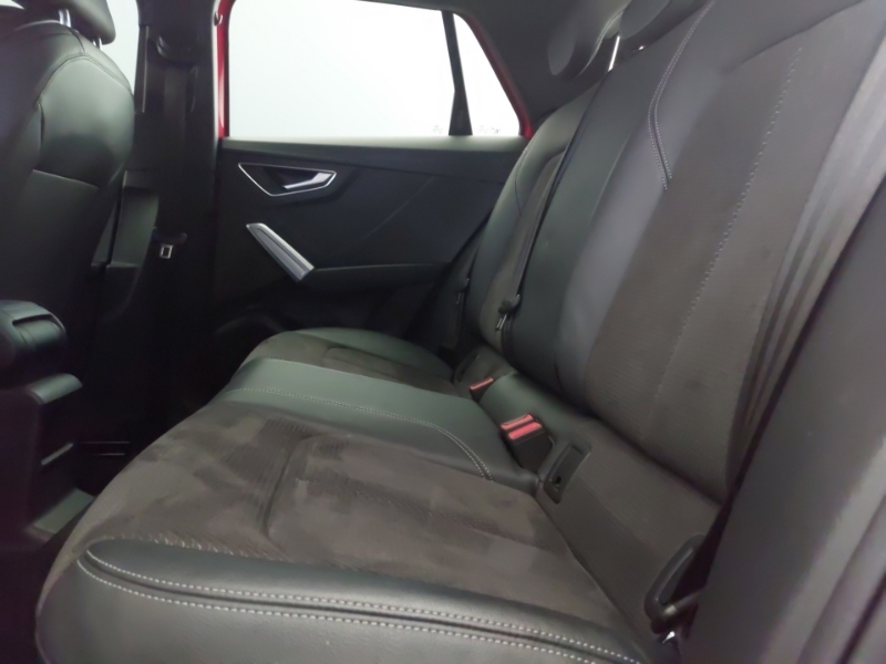 Audi Q2 35 Tdi Quattro S Line S Tronic Red #6
