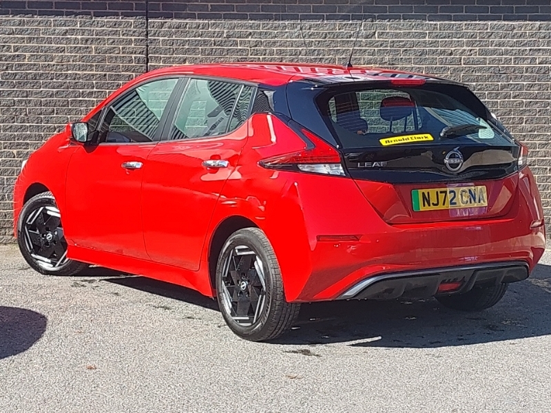 Nissan Leaf 110Kw Acenta 39Kwh NJ72CNA Red #2