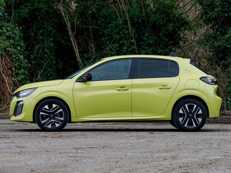 Peugeot 208 1.2 Puretech 100 Allure SB25VTG Yellow #4