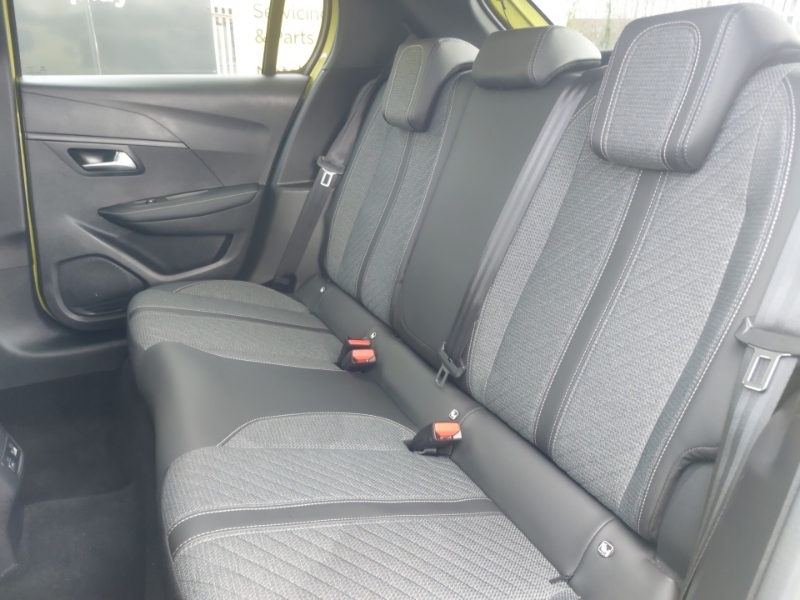 Peugeot 208 1.2 Puretech 100 Allure SB25VPC Yellow #6