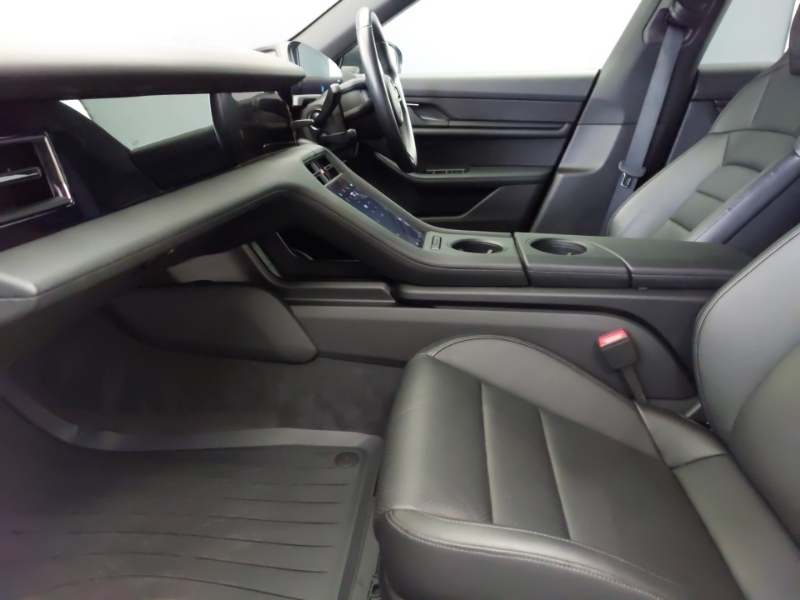 Porsche Taycan 350Kw 4 93Kwh Grey #5