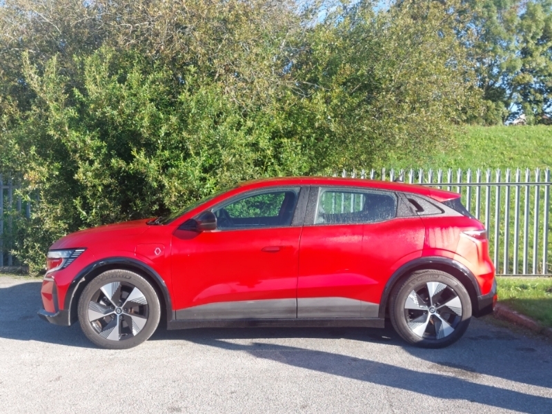 Renault Megane E-Tech Ev60 160Kw Equilibre 60Kwh Optimum Charge Red #4