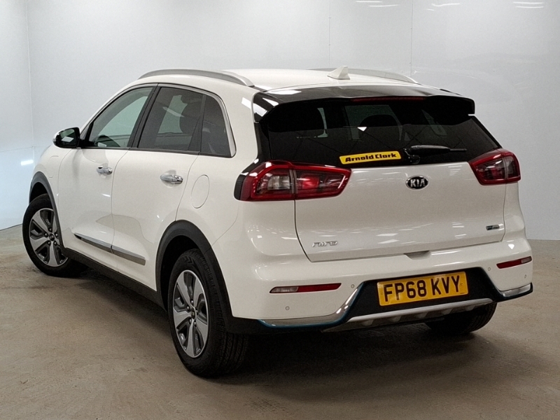 Kia Niro 1.6 Gdi Phev 3 Dct FP68KVY White #2