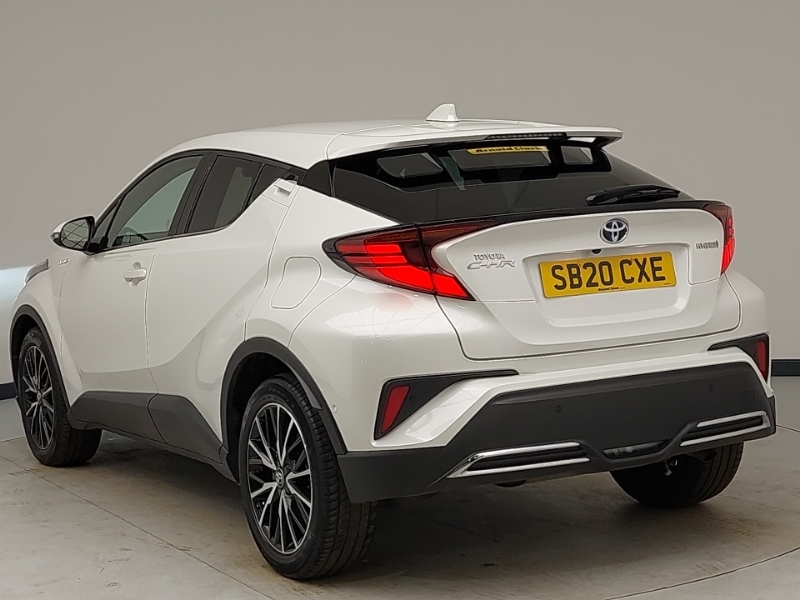 Toyota C-Hr 2.0 Hybrid Excel Cvt SB20CXE White #2