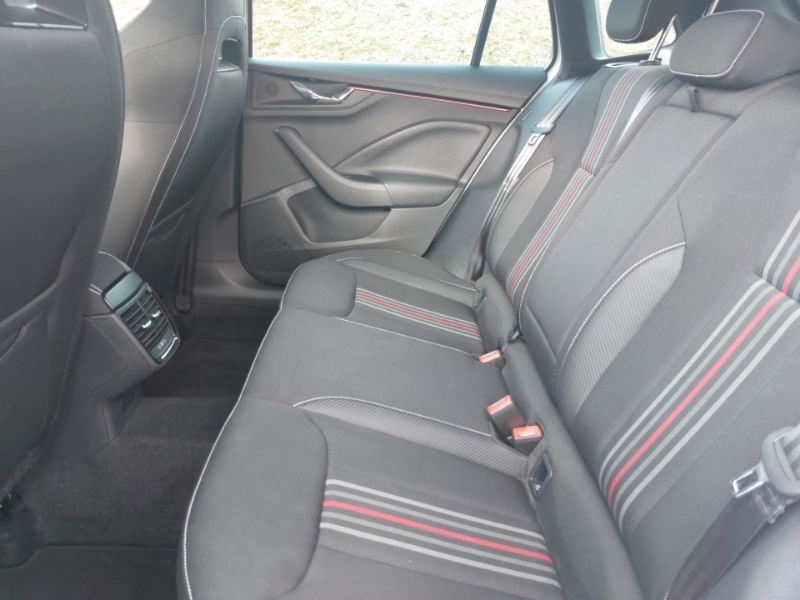Skoda Kamiq 1.0 Tsi Monte Carlo Dsg SD74NLJ White #6
