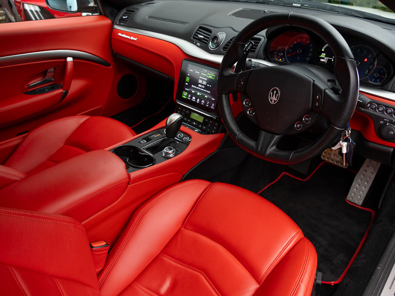 Maserati GranTurismo V8 Sport Mc Shift White #3