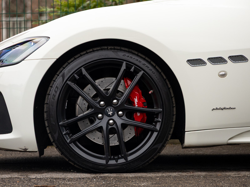 Maserati GranTurismo 4.7 V8 Mc Euro 6 Black #16