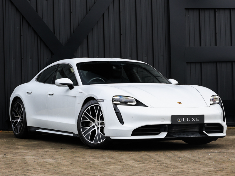 Porsche Taycan 500Kw Turbo 93Kwh White