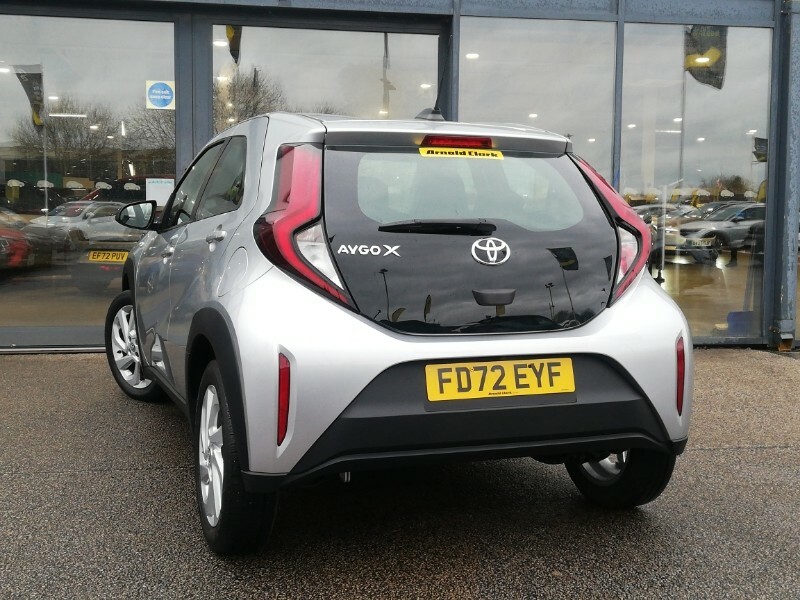 Toyota Aygo X 1.0 Vvt-i Pure FD72EYF Silver #2