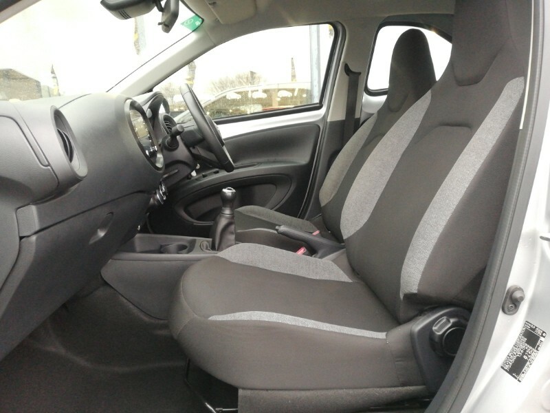 Toyota Aygo X 1.0 Vvt-i Pure FD72EYF Silver #5