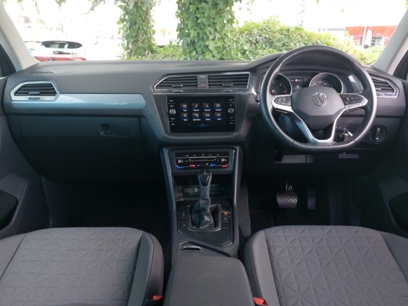 Volkswagen Tiguan 2.0 Tdi Life Dsg DV22JZH Grey #3