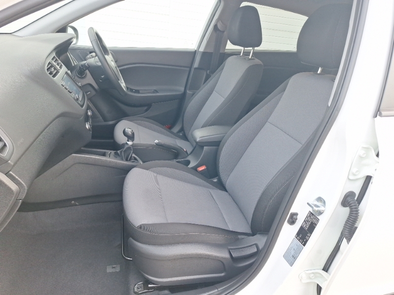 Hyundai I20 1.2 Mpi Premium Nav DY19HWG White #5