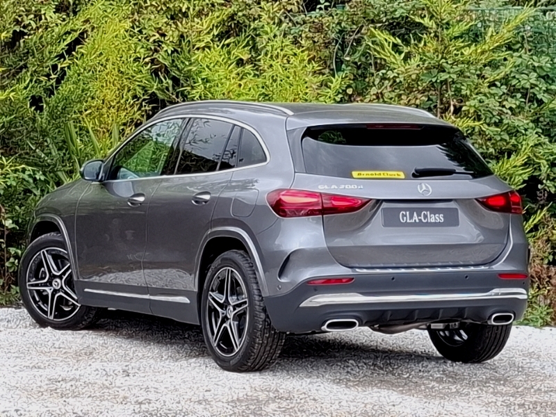 Mercedes-Benz GLA Class Gla 200D Amg Line Executive Grey #2