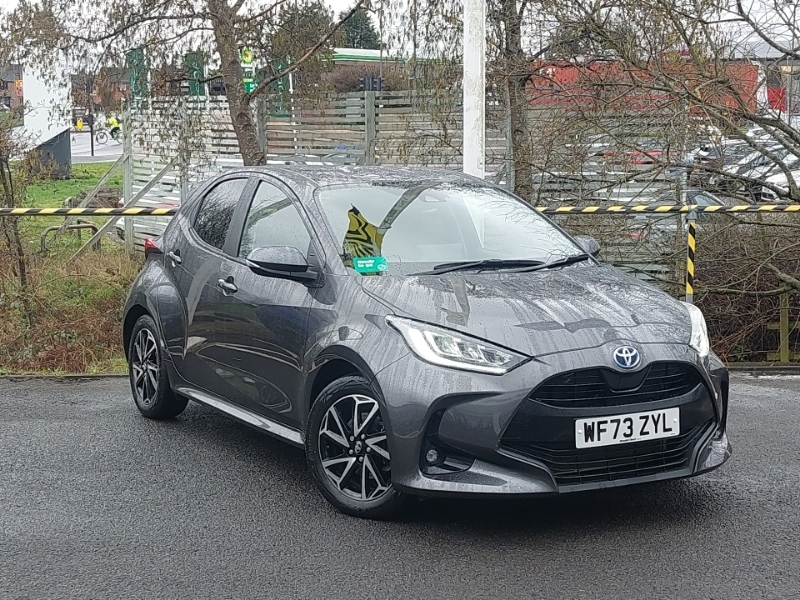 Toyota Yaris 1.5 Hybrid Design Cvt Grey