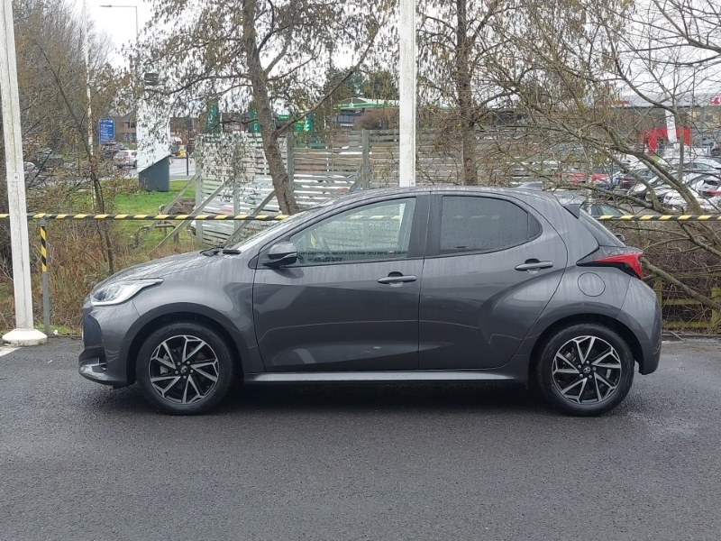 Toyota Yaris 1.5 Hybrid Design Cvt WF73ZYL Grey #4